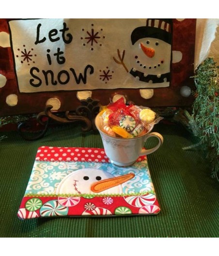 In Hoop Christmas Snowman Mug Rug