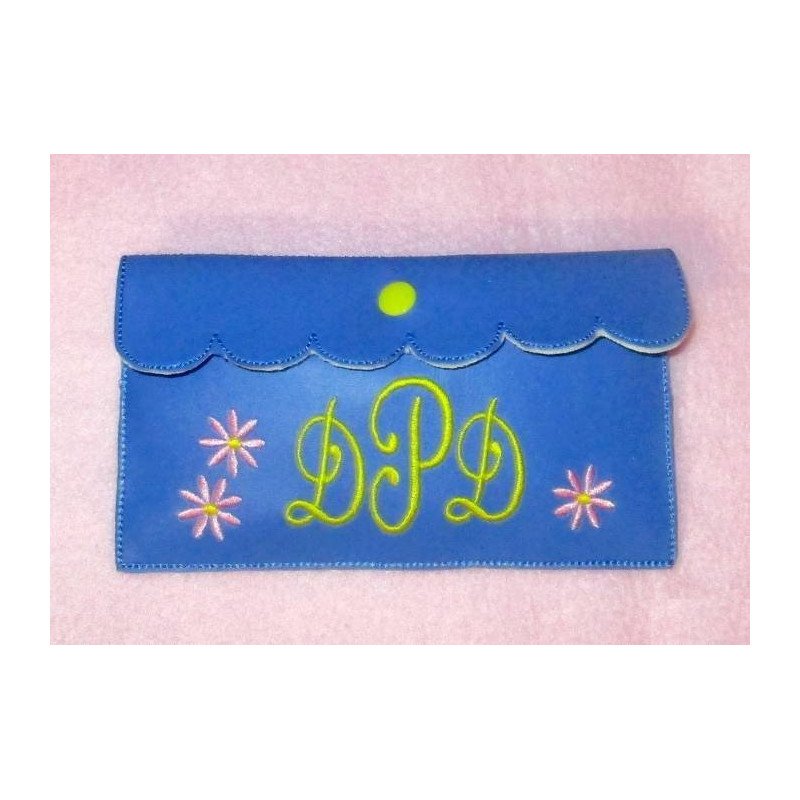 In Hoop Scallop Eye Glass Case In Hoop Scallop Eye Glass Case