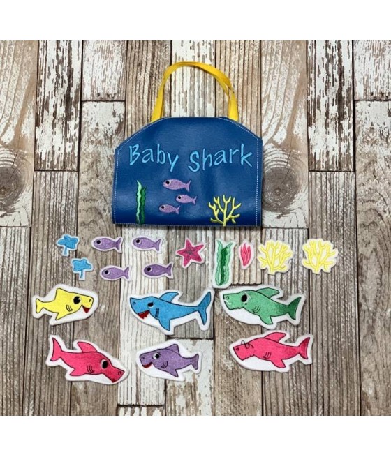 In Hoop Baby Shark Puppet and Play Set